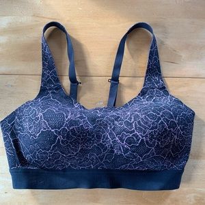 Lululemon fine form bra 34D